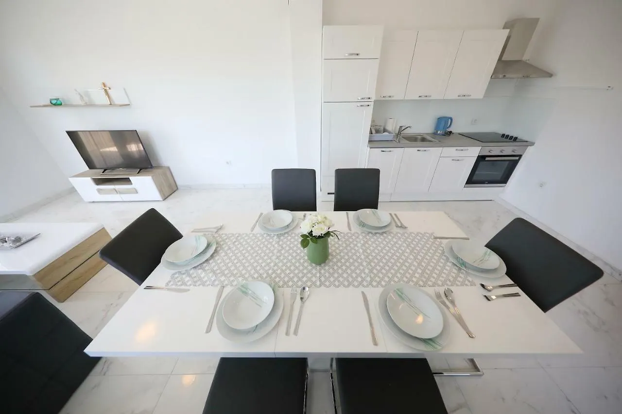 Apartmani Vlado Mitar Sukosan